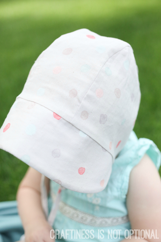 sweet  polka dot baby bonnet