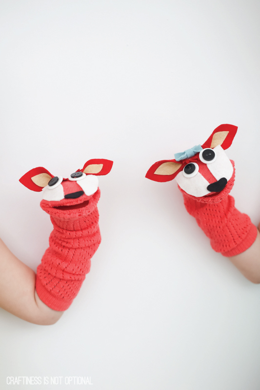 fox-in-sock....puppets!-tutorial-by-craftiness-is-not-optional