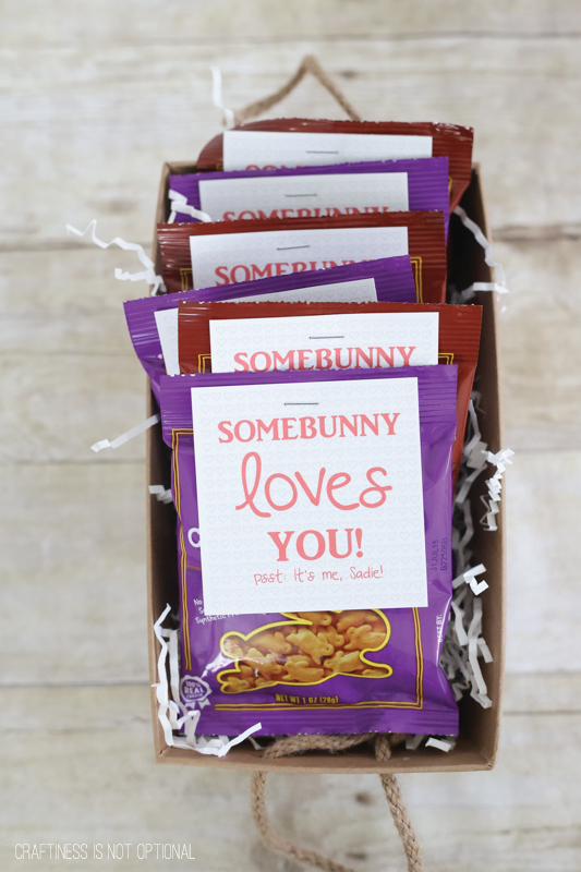 easy and healthy DIY valentines-with FREE printable! So easy-just staple the tag onto a bag of Annie's bunny snacks!