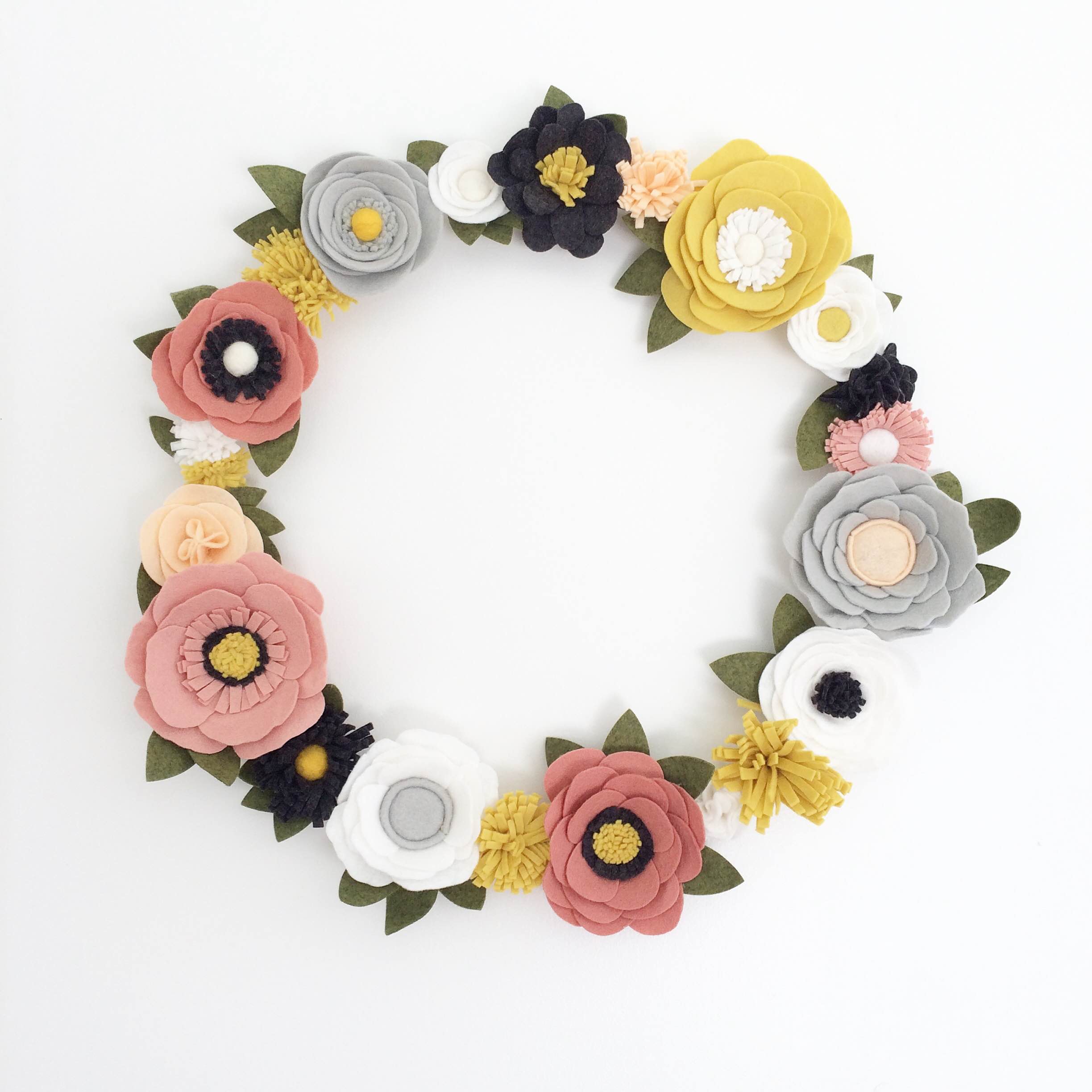 Easy Felt Flower Wreath – Mary Martha Mama